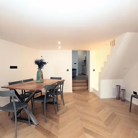 The Apartment House - Mezibranska Prague Exterior photo